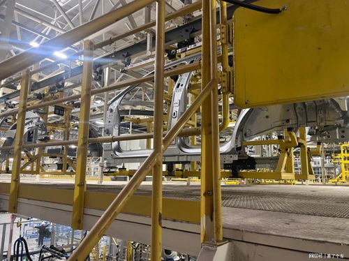 領(lǐng)克z20工廠(chǎng)探秘,高科技生產(chǎn)線(xiàn)如何鑄就高品質(zhì)純電suv